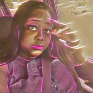 Meet your Posher, Tinishia